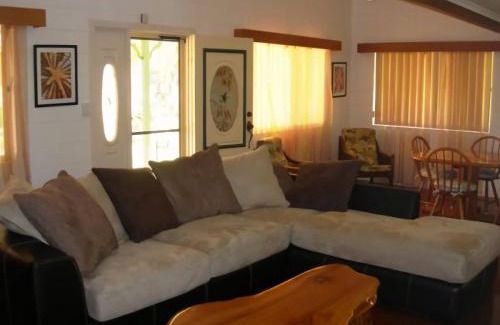 Rainbow Beach House | Sand Piper Cottage Rainbow Beach