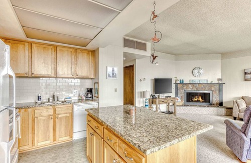 Seaside Condo | Sand & Sea (318) Seaside Memories Beach View Condo