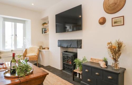 Bardsea House | Sandacre Cottage