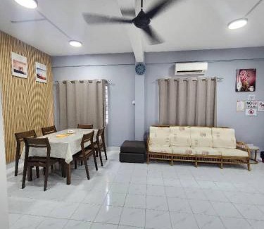 Sandakan House | Sandakan Corner Terrace House