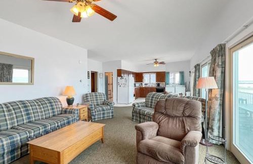 Wells Beach House | Sandcastle - W148 Brought to you by GetAway Vacations