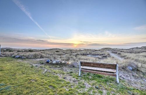 Waldport Apartment | Sanderling Sea Cottages, Unit A Pet Friendly!