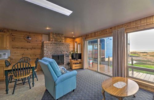 Waldport House | Sanderling Sea Cottages, Unit 3 with Private Balcony