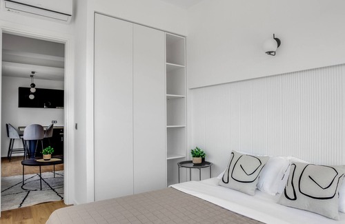 Thessaloniki Apartment | Sanders Arch - Compact 1-bdr Apt w Balcony