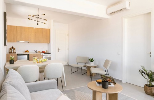 Molos Apartment | Sanders Paros Gardens - Nifty 1-Bdr Apt w Balcony