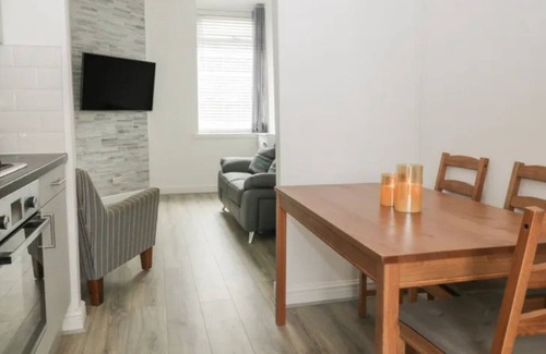 Babbacombe Cottage | Sandown, cosy cottage by the sea
