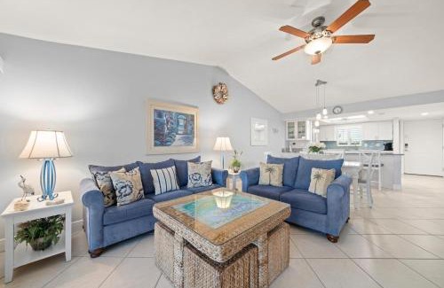 Sanibel House | Sandpiper Beach #405
