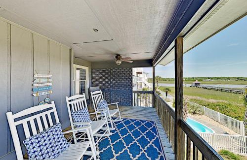 Ocean Isle Beach House | Sandpiper Retreat