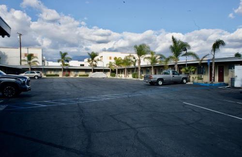 Ontario Hotel | Sands Motel by Ontario Airport & Toyota Arena