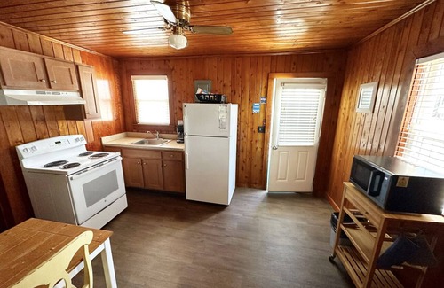 Nags Head Hotel | SandSpur Ocean Cottages