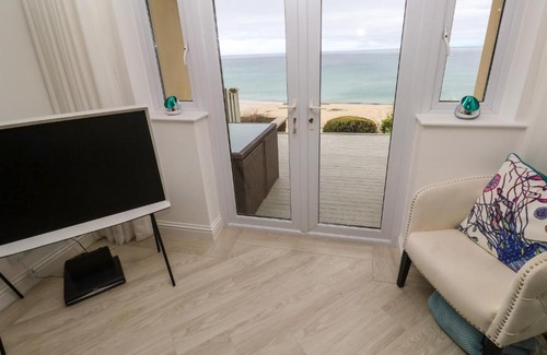 Carbis Bay Apartment | Sandwaves