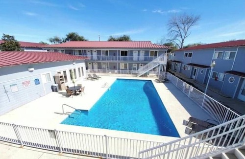 Biloxi Condo | Sandy Bottom-Toes in the Sand! Possibly the best location in Biloxi. BOOK NOW!