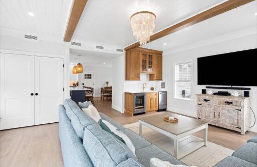 Sagamore Beach House | Sandy Clydesdale: Sagamore Beach Sandwich