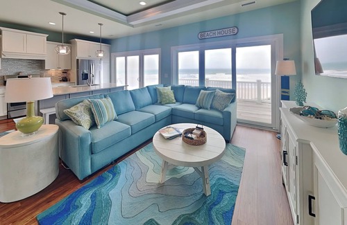 Village of Stump Sound House | Sandy Feet | Oceanfront with Hot tub