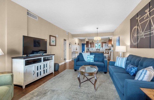 Ono Island Condo | Sandy Key 122: 2 BR/2 BA Perdido Key, FL Beachfront Condo, On-Site Rental Office, Sleeps 6