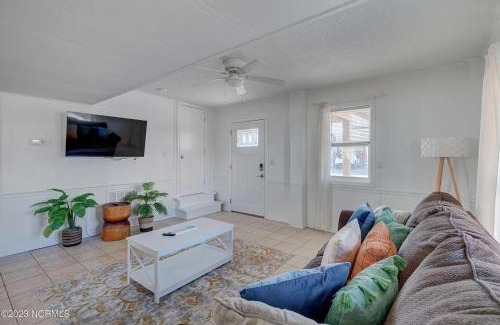 Surf City House | Sandy Lu #2