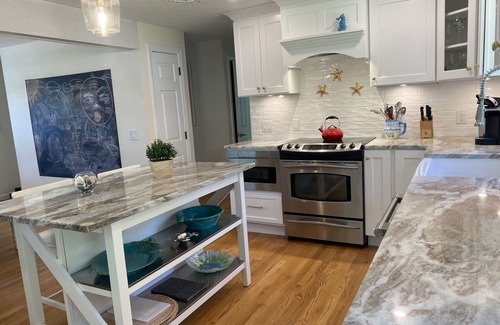 East Sandwich House | Sandy Neck Beach, Many Renovations, Walk to beach, Central AC, Private Yard