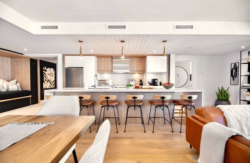 Mont-Tremblant Apartment | Sandy's House - Mountain & Lake View Mont-tremblant