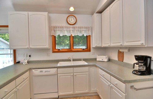 Cable House | Sandy Shores 2 Bedroom Hotel Room by RedAwning