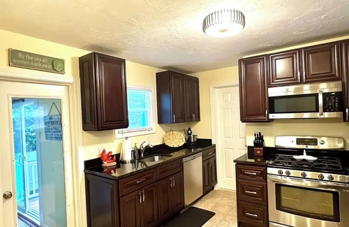 Buzzards Bay House | Sandy Shores Escape - Onset Bay Getaway!