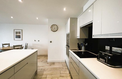 Sandown Apartment | Sandy Shores