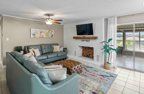 Gun Barrel City House | Sandy Shores-Tranquility and Beauty-Cedar Creek Lake