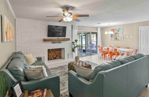 Gun Barrel City House | Sandy Shores-Tranquility and Beauty-Cedar Creek Lake