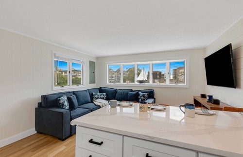 Salisbury Beach House | Sandy Toes: 1 Dog OK , Grill, Walk to Boardwalk & Blue Ocean, Central Heat, Smart TVs Fast WiFi
