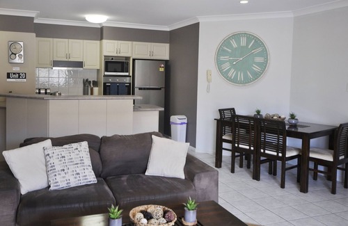 Bellara Apartment | Sandy Toes