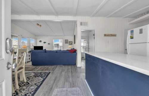 Long Beach House | Sandy Toes