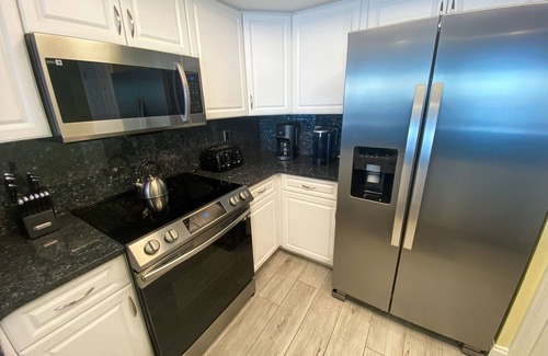 Punta Rassa Condo | Sanibel Harbour Resort Bay View Tower 1032: Home away from Home but on the beach!