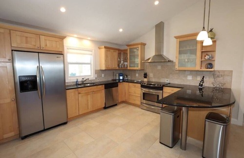 The Dunes House | Sanibel Vibes - Relax, Unwind, and Enjoy!