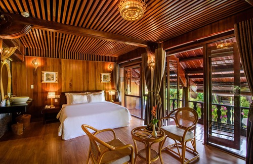 Huong Tra Resort | Sankofa Village Hill resort and Spa