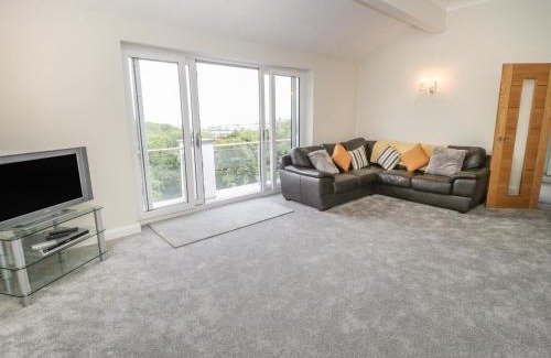 Penrhyn Bay House | Sannans Lodge