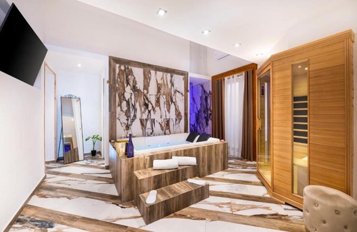 Sorrento City Centre Bed & Breakfast | Sant'Antonino Luxury Suite