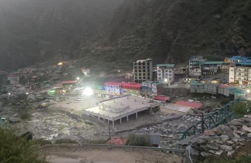 Kharsali House | Sant Manas Bhushan Ashram Kharsali by Omji - Yamunotri Prime Location, Newly renovated
