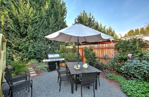 Oak Park House | Santa Barbara Classic - Historic Comfort in the Heart of Santa Barbara!
