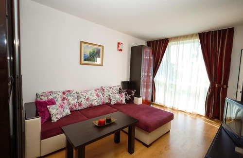 Sarafovo Apartment | Santa Cruz apartment