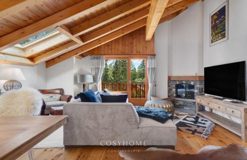 Lens Apartment | Santa Fe l View l Duplex l By CosyHome
