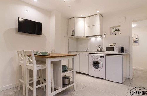 Golden Triangle of Art Apartment | SANTA ISABEL - 1-Bedroom Apartment