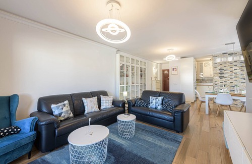 Fuengirola House | SANTA JULIA - Wonderful apartment with a nice terrace, 500 meters from the beach. Free WIF