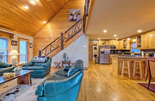 Hiawassee Cabin | Santa Marta Summit - By Chatuge Home Concierge Mountainview, firepit, ping-pong table, card table & gas grill.