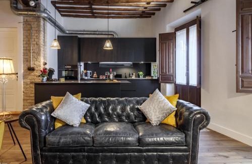 Centro - Sagrario Apartment | Santa Paula cozy & elegant in the heart of Granada