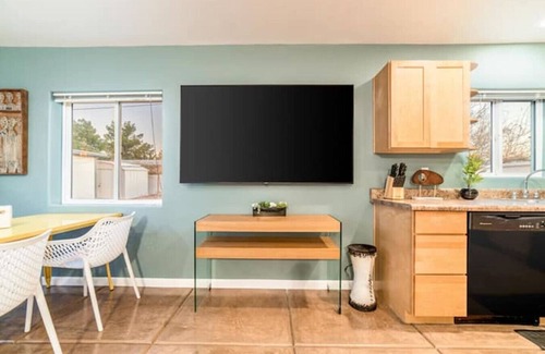 Campus Farm House | Santa Rita GH (Mike Morgan)