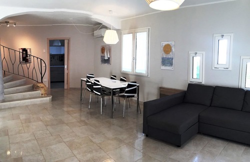 Case Peschiera-Lu Fraili Villa | SanTeodoro Exclusive House num2392