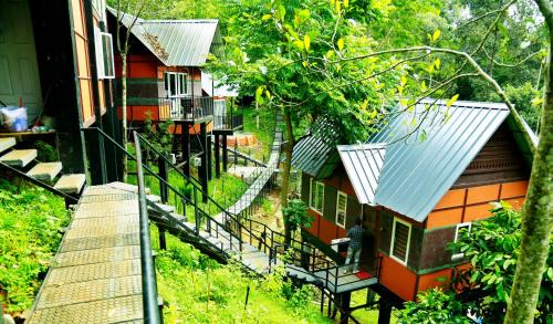 Devikolam Hotel | Santhi Hill View Resort
