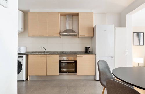 Collblanc y La Torrassa Apartment | Santiago Apartment by Olala Homes