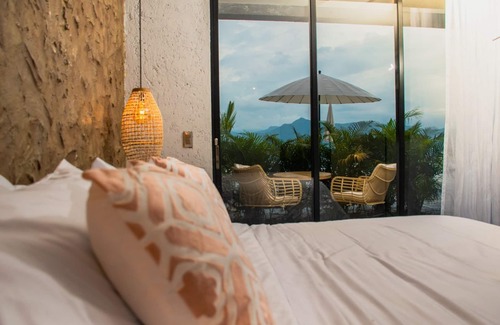 Quebradanegra Hotel | Santuario Luxury Ecohotel