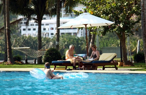 Jiyang Hotel | Sanya Resort Golden Palm