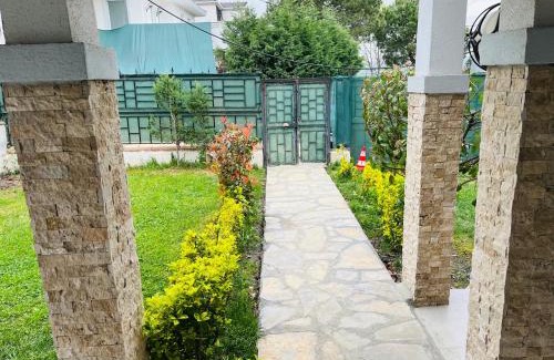 Sapanca Villa | Sapanca Manzara Villa 1 Isıtma Havuzlu